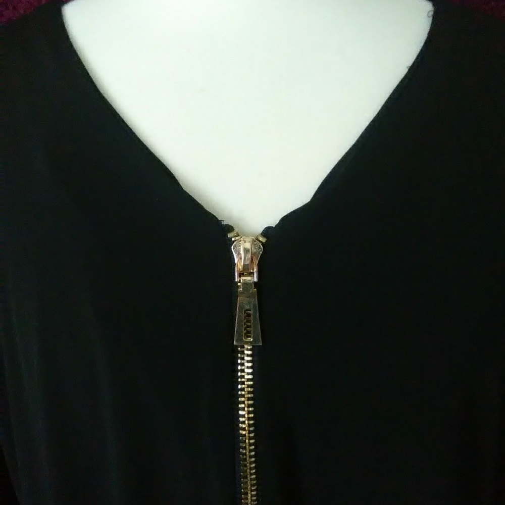 Philosophy Size 2X Blouse